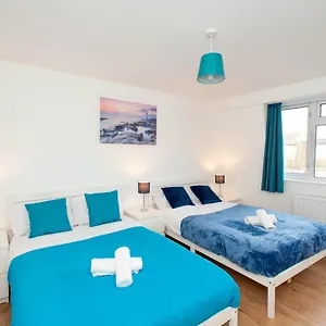 https://immaculate-house-next-to-london-excel.cambridgehotelsuk.com