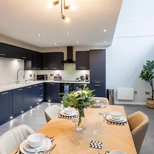 Luxury 5 Min To Centre*free Parking Newcastle upon Tyne